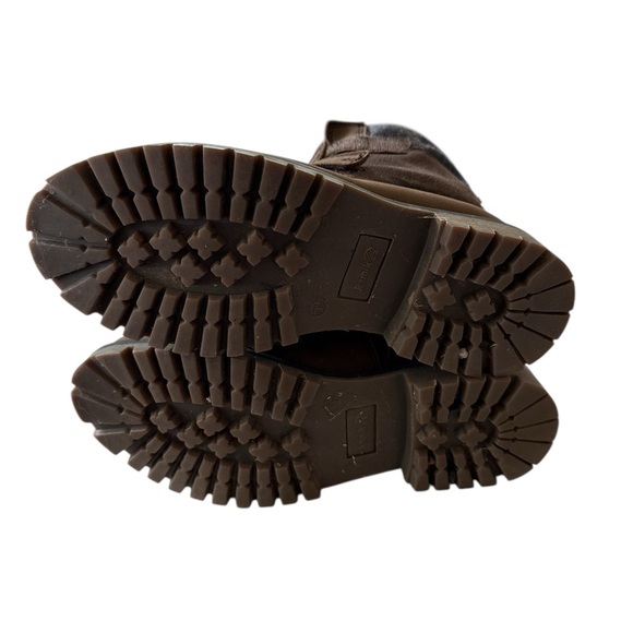 Kamik Brown Ankle Boots Rugged Weather-Resistant Design - Picture 8 of 8